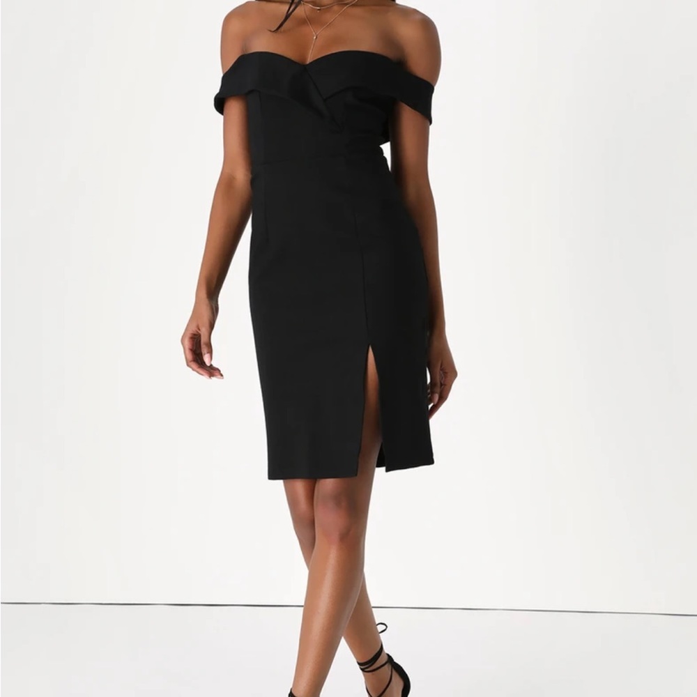 New with tags off the shoulder black Lulu’s dress